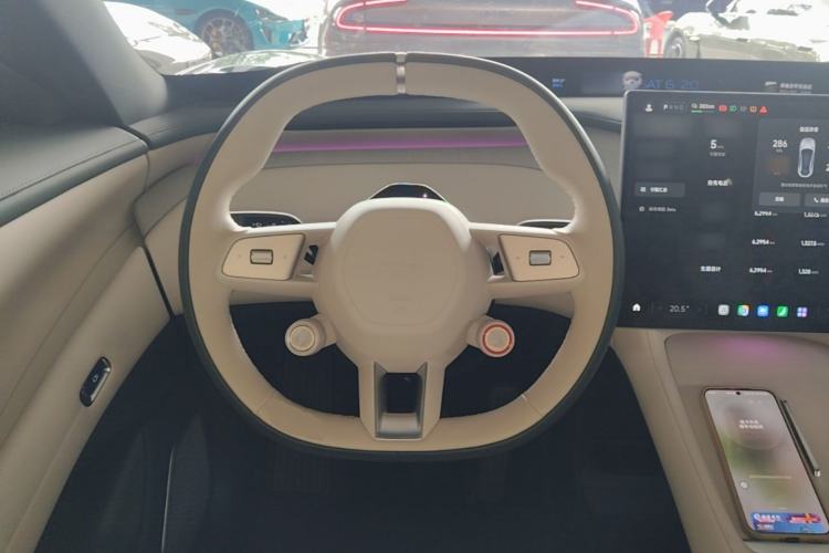 Used Xiaomi Auto YU7 2025 Ultra-Long Range Rear-Wheel Drive Version Steering Wheel