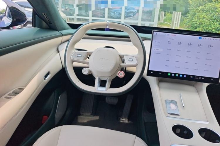 Used Xiaomi Auto YU7 2025 Ultra-Long Range High-Performance All-Wheel-Drive Max Edition Steering Wheel