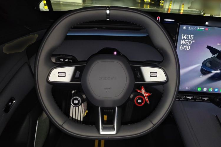 Used Xiaomi Auto YU7 2025 Ultra-Long Range High-Performance All-Wheel-Drive Max Edition Steering Wheel