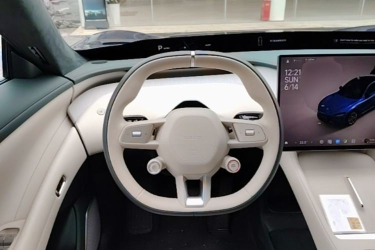 Used Xiaomi Auto YU7 2025 Ultra-Long Range High-Performance All-Wheel-Drive Max Edition Steering Wheel