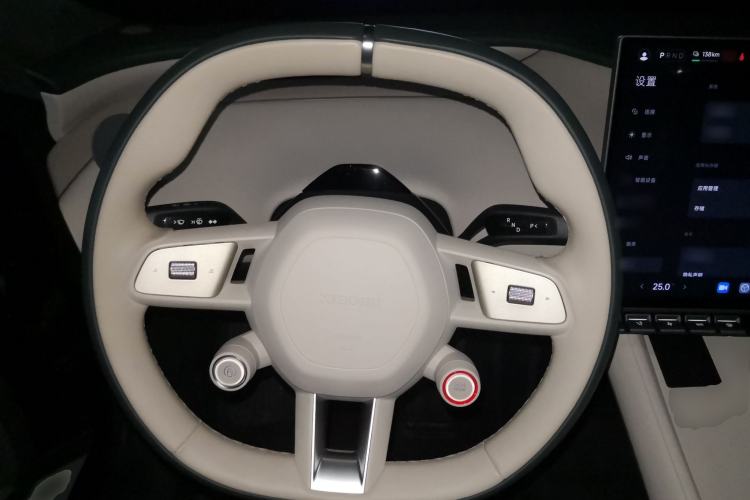 Used Xiaomi Auto YU7 2025 Ultra-Long Range High-Performance All-Wheel-Drive Max Edition Steering Wheel