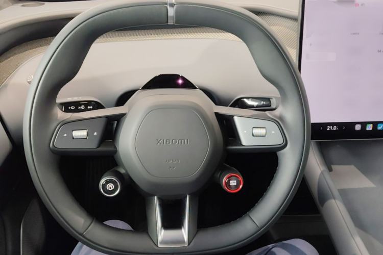 Used Xiaomi Auto YU7 2025 Ultra-Long Range High-Performance All-Wheel-Drive Max Edition Steering Wheel
