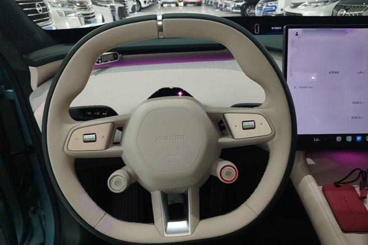 Used Xiaomi Auto YU7 2025 Ultra-Long Range High-Performance All-Wheel-Drive Max Edition Steering Wheel