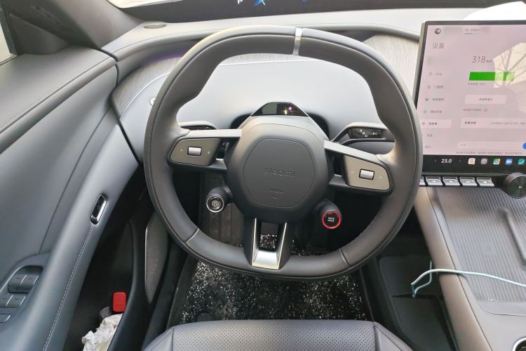 Used Xiaomi Auto YU7 2025 Ultra-Long Range Rear-Wheel Drive Version Steering Wheel