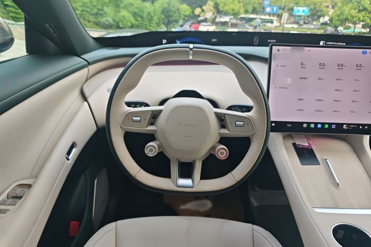 Used Xiaomi Auto YU7 2025 Ultra-Long Range Rear-Wheel Drive Version Steering Wheel