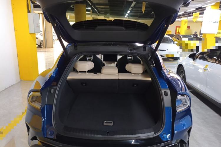 Used Xiaomi Auto YU7 2025 Ultra-Long Range Rear-Wheel Drive Version Trunk