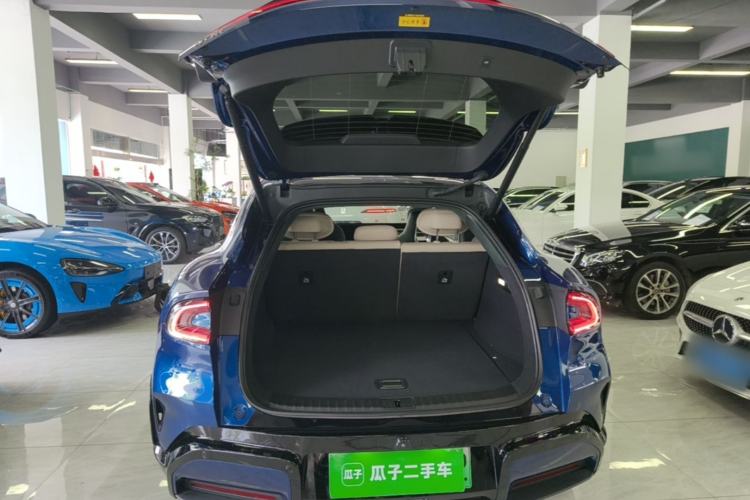 Used Xiaomi Auto YU7 2025 Ultra-Long Range High-Performance All-Wheel-Drive Max Edition Trunk