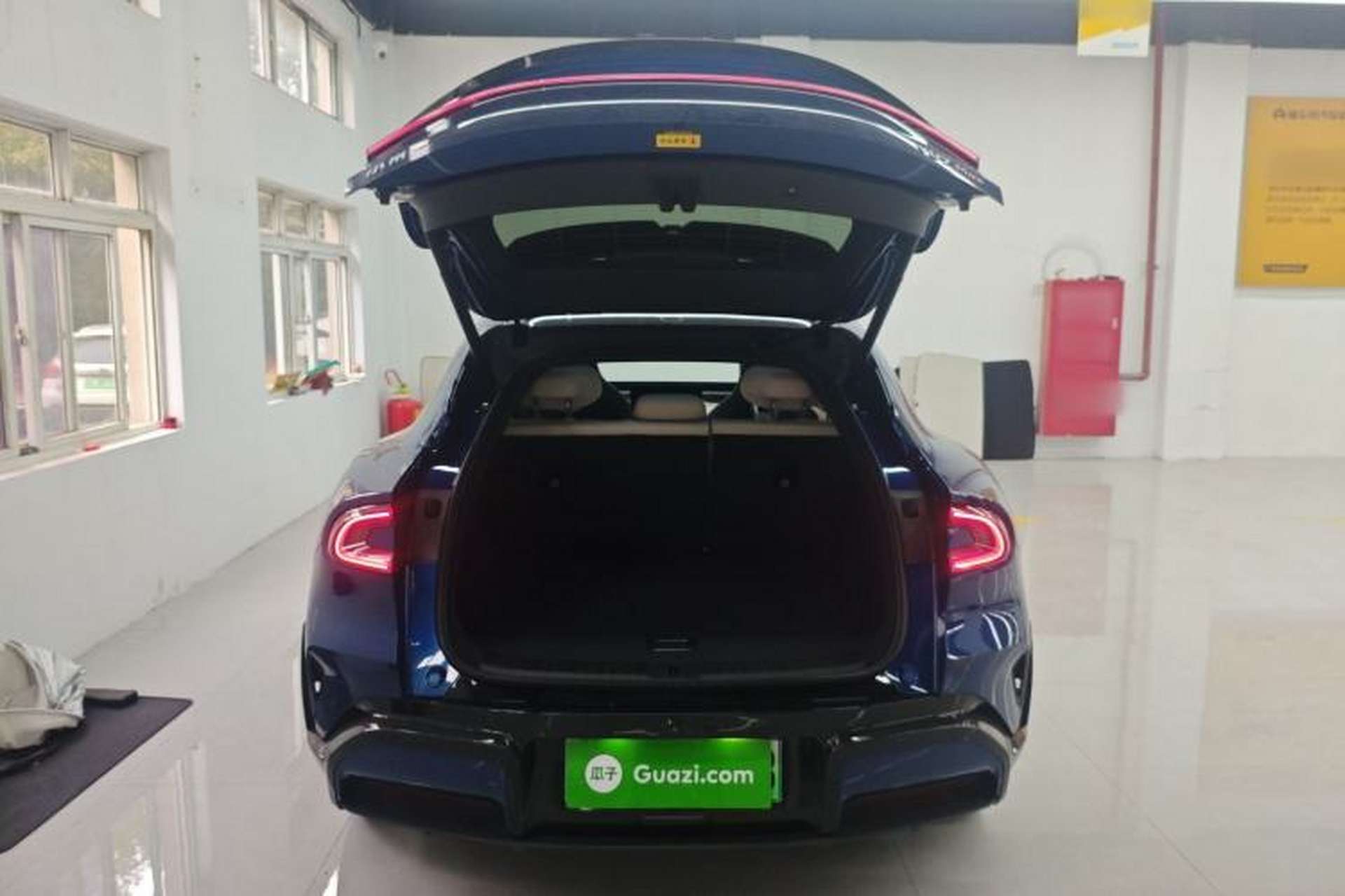 Used Xiaomi Auto YU7 2025 Ultra-Long Range High-Performance All-Wheel-Drive Max Edition Trunk