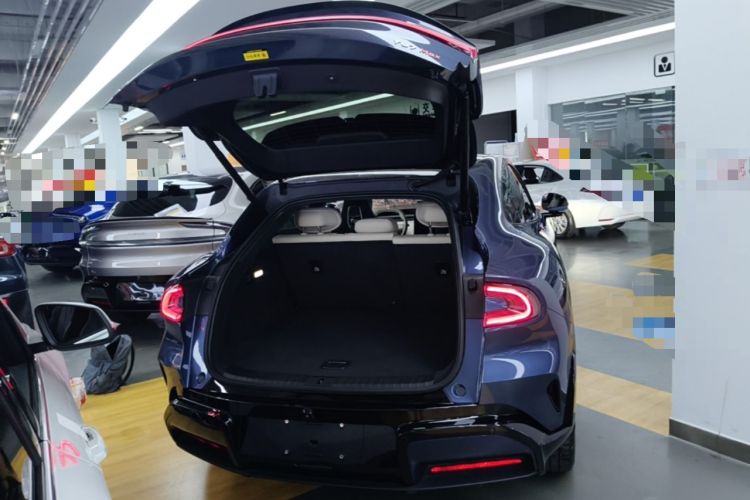 Used Xiaomi Auto YU7 2025 Ultra-Long Range High-Performance All-Wheel-Drive Max Edition Trunk