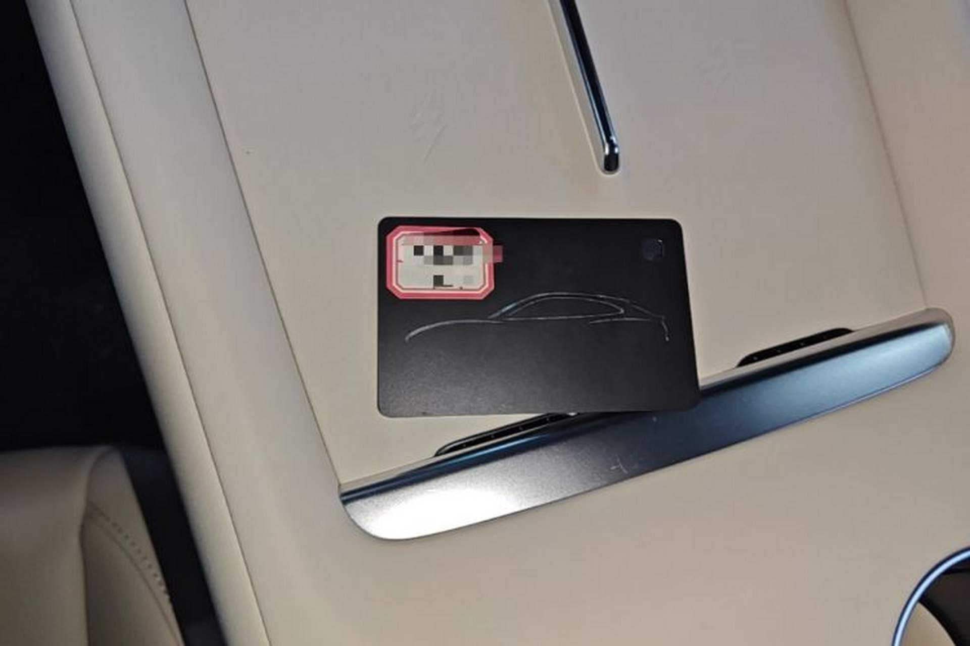 Used Xiaomi Auto YU7 2025 Ultra-Long Range High-Performance All-Wheel-Drive Max Edition Vehicle Key