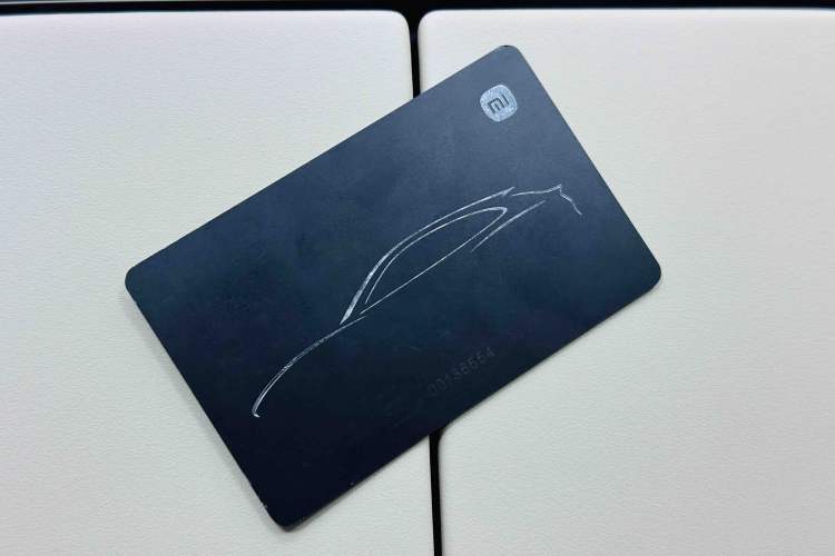 Used Xiaomi Auto YU7 2025 Ultra-Long Range High-Performance All-Wheel-Drive Max Edition Vehicle Key