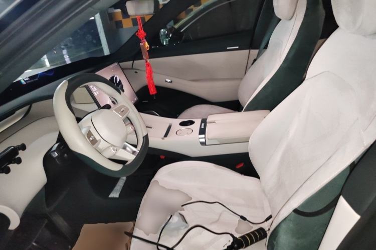 Used Xiaomi Auto YU7 2025 Ultra-Long Range Rear-Wheel Drive Version Left Front Seat