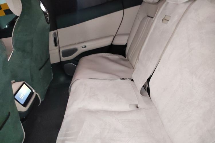 Used Xiaomi Auto YU7 2025 Ultra-Long Range Rear-Wheel Drive Version Left Rear Seat
