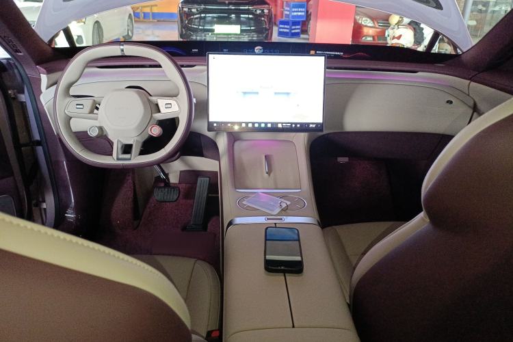 Used Xiaomi Auto YU7 2025 Ultra-Long Range All-Wheel Drive Pro Version Center Console