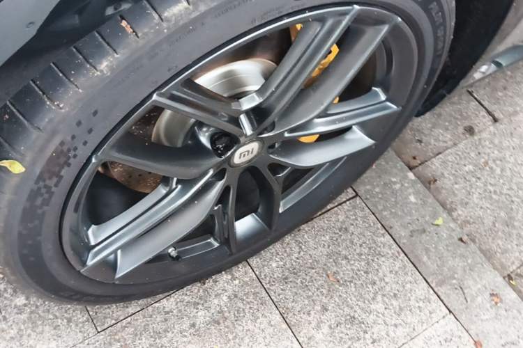 Used Xiaomi Auto YU7 2025 Ultra-Long Range High-Performance All-Wheel-Drive Max Edition Exterior 4