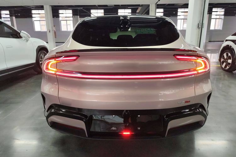 Used Xiaomi Auto YU7 2025 Ultra-Long Range High-Performance All-Wheel-Drive Max Edition Exterior 4