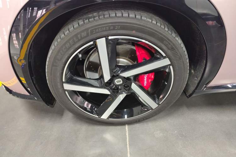Used Xiaomi Auto YU7 2025 Ultra-Long Range High-Performance All-Wheel-Drive Max Edition Exterior 7
