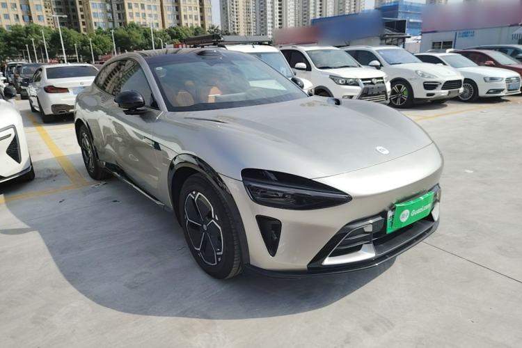 Used Xiaomi Auto YU7 2025 Ultra-Long Range All-Wheel Drive Pro Version Front Right 45 Deg