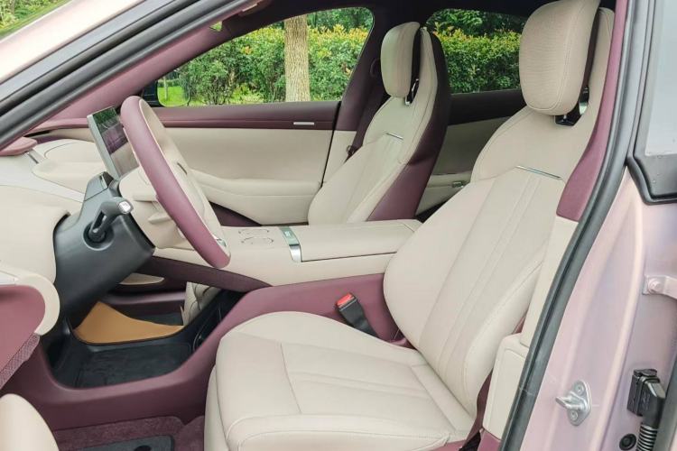 Used Xiaomi Auto YU7 2025 Ultra-Long Range Rear-Wheel Drive Version Interior 2