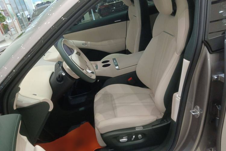 Used Xiaomi Auto YU7 2025 Ultra-Long Range All-Wheel Drive Pro Version Left Front Seat