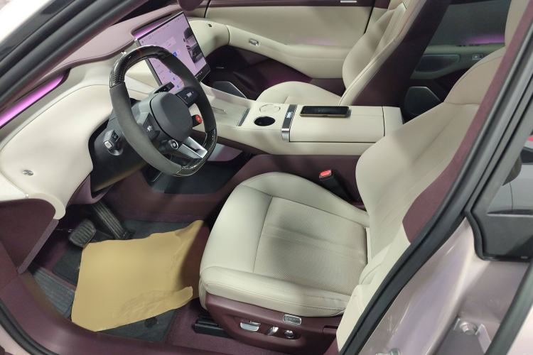 Used Xiaomi Auto YU7 2025 Ultra-Long Range High-Performance All-Wheel-Drive Max Edition Left Front Seat