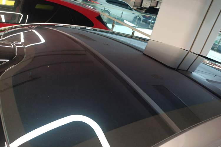 Used Xiaomi Auto YU7 2025 Ultra-Long Range Rear-Wheel Drive Version Roof