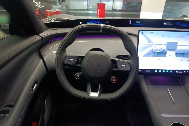 Used Xiaomi Auto YU7 2025 Ultra-Long Range Rear-Wheel Drive Version Steering Wheel