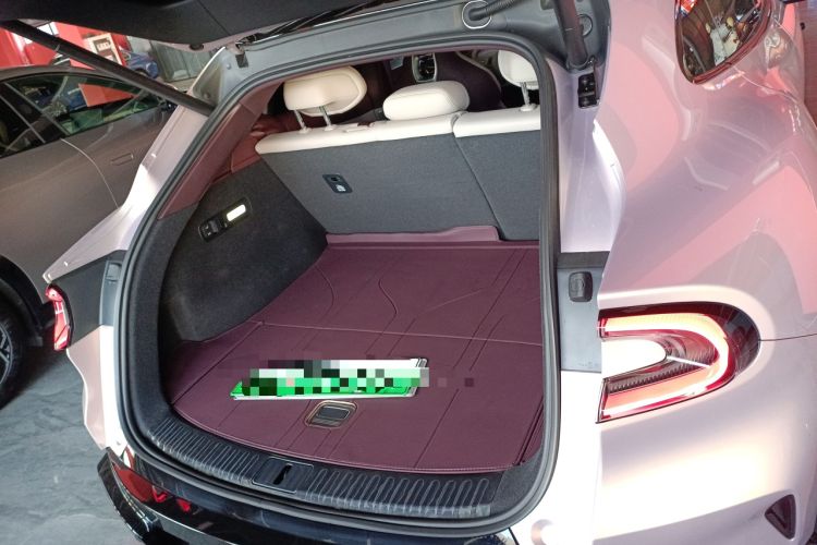 Used Xiaomi Auto YU7 2025 Ultra-Long Range All-Wheel Drive Pro Version Trunk
