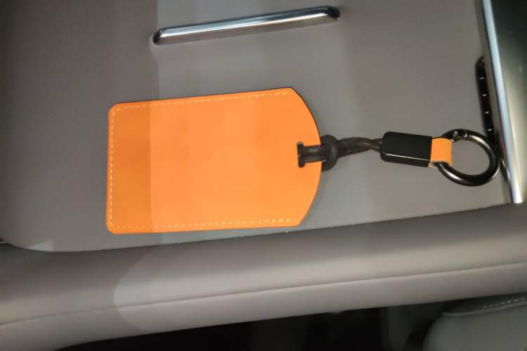 Used Xiaomi Auto YU7 2025 Ultra-Long Range Rear-Wheel Drive Version Vehicle Key