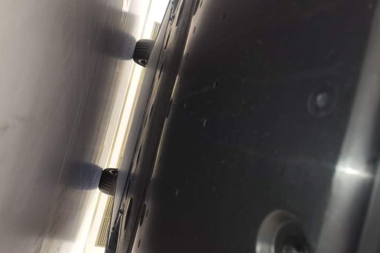 Used Xiaomi Auto YU7 2025 Ultra-Long Range High-Performance All-Wheel-Drive Max Edition Chassis Front