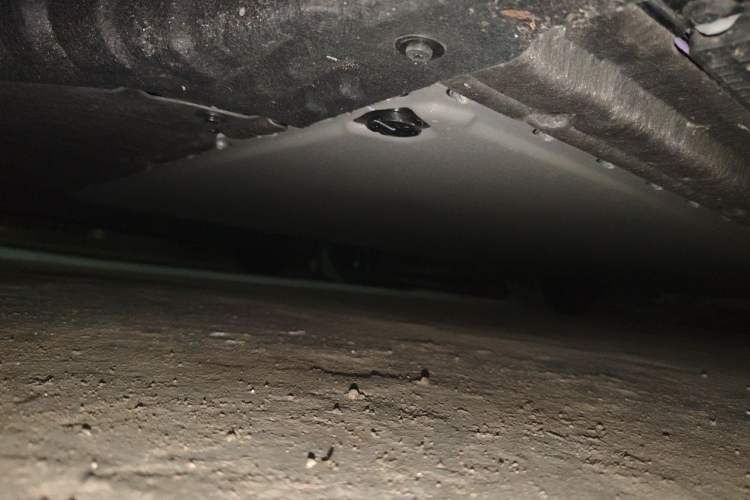 Used Xiaomi Auto YU7 2025 Ultra-Long Range High-Performance All-Wheel-Drive Max Edition Chassis Front Left