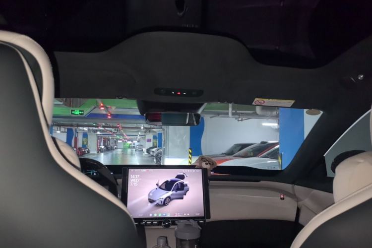 Used Xiaomi Auto YU7 2025 Ultra-Long Range High-Performance All-Wheel-Drive Max Edition Headliner