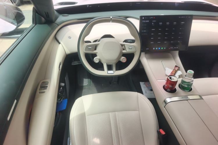 Used Xiaomi Auto YU7 2025 Ultra-Long Range High-Performance All-Wheel-Drive Max Edition Steering Wheel