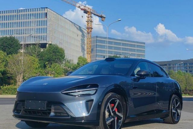 Used Xiaomi Auto YU7 2025 Ultra-Long Range High-Performance All-Wheel-Drive Max Edition