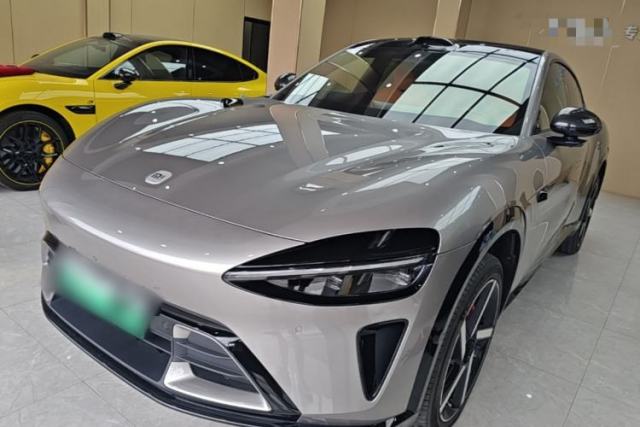 Used Xiaomi Auto YU7 2025 Ultra-Long Range High-Performance All-Wheel-Drive Max Edition