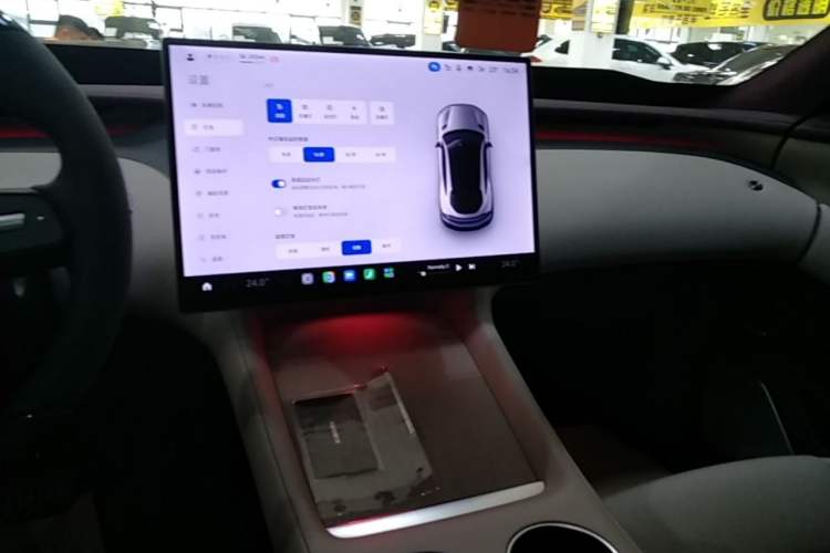 Used Xiaomi Auto YU7 2025 Ultra-Long Range High-Performance All-Wheel-Drive Max Edition Audio And AC Panel