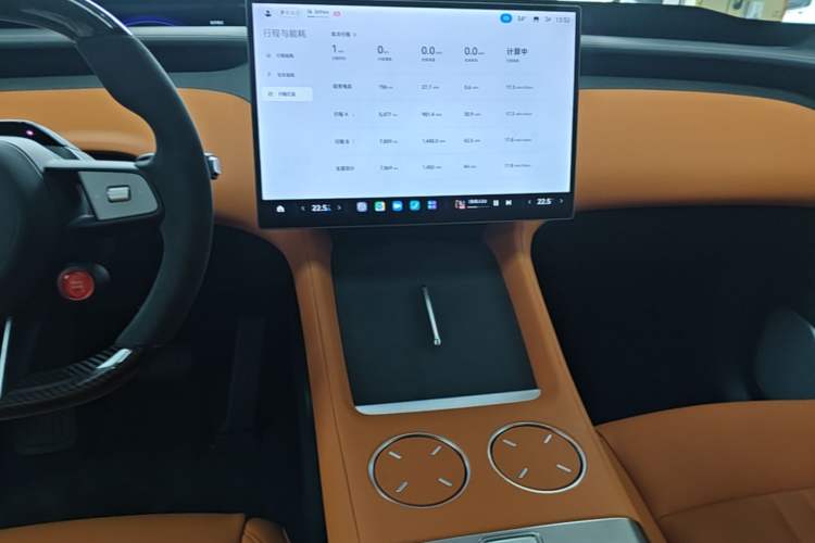 Used Xiaomi Auto YU7 2025 Ultra-Long Range High-Performance All-Wheel-Drive Max Edition Audio And AC Panel