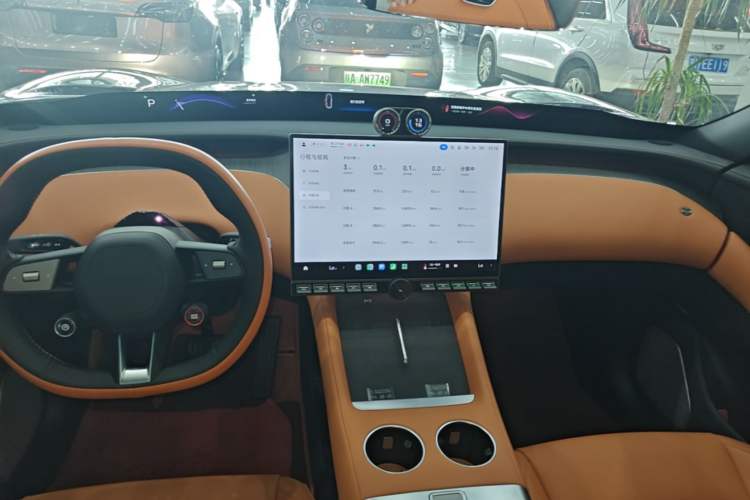 Used Xiaomi Auto YU7 2025 Ultra-Long Range All-Wheel Drive Pro Version Audio And AC Panel