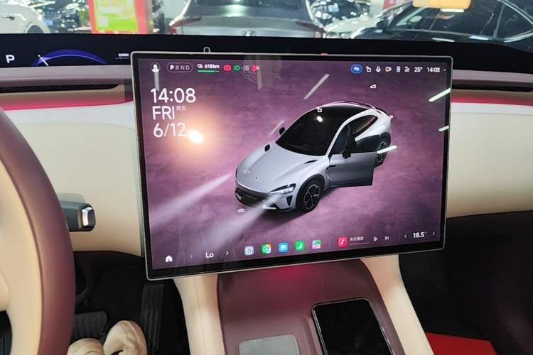Used Xiaomi Auto YU7 2025 Ultra-Long Range All-Wheel Drive Pro Version Audio And AC Panel