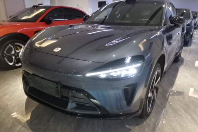Used Xiaomi Auto YU7 2025 Ultra-Long Range High-Performance All-Wheel-Drive Max Edition