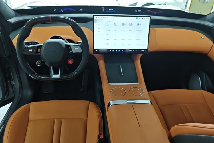 Used Xiaomi Auto YU7 2025 Ultra-Long Range High-Performance All-Wheel-Drive Max Edition Center Console