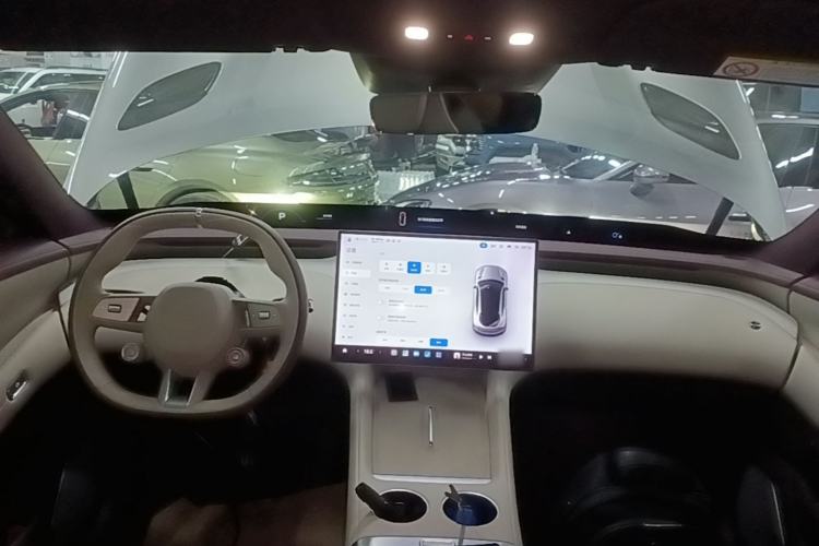 Used Xiaomi Auto YU7 2025 Ultra-Long Range All-Wheel Drive Pro Version Center Console