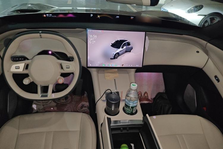 Used Xiaomi Auto YU7 2025 Ultra-Long Range All-Wheel Drive Pro Version Center Console