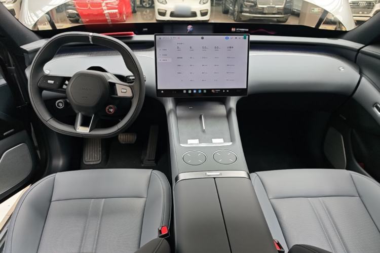 Used Xiaomi Auto YU7 2025 Ultra-Long Range All-Wheel Drive Pro Version Center Console