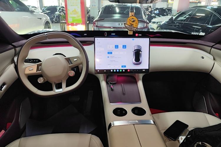 Used Xiaomi Auto YU7 2025 Ultra-Long Range All-Wheel Drive Pro Version Center Console
