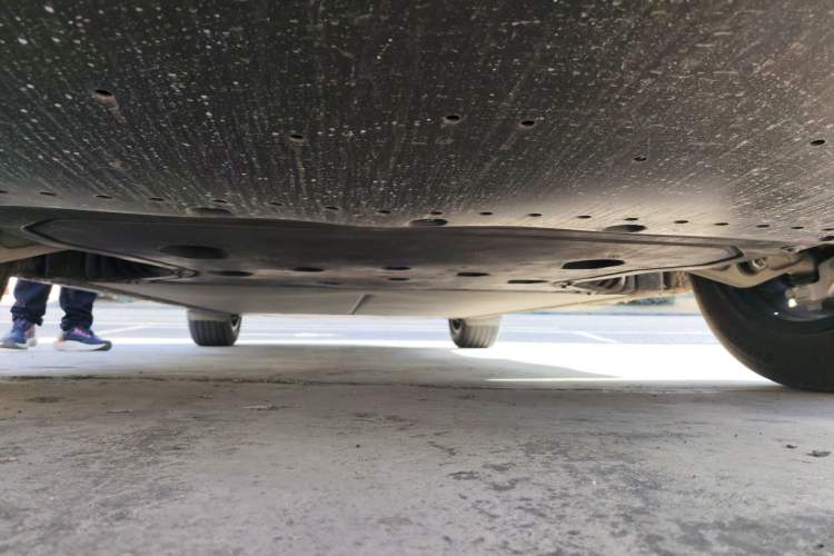 Used Xiaomi Auto YU7 2025 Ultra-Long Range Rear-Wheel Drive Version Chassis Front