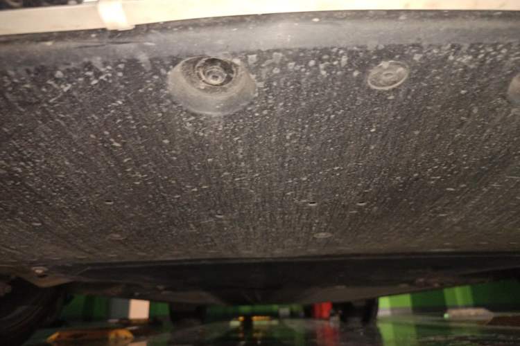 Used Xiaomi Auto YU7 2025 Ultra-Long Range All-Wheel Drive Pro Version Chassis Front