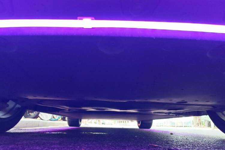 Used Xiaomi Auto YU7 2025 Ultra-Long Range High-Performance All-Wheel-Drive Max Edition Chassis Front