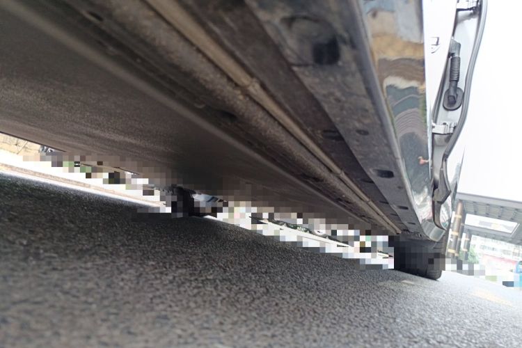 Used Xiaomi Auto YU7 2025 Ultra-Long Range High-Performance All-Wheel-Drive Max Edition Chassis Front Left