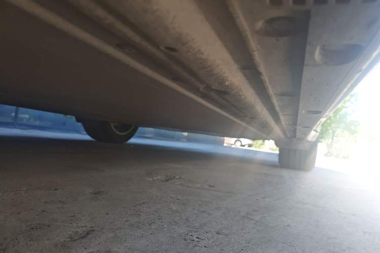 Used Xiaomi Auto YU7 2025 Ultra-Long Range Rear-Wheel Drive Version Chassis Front Left